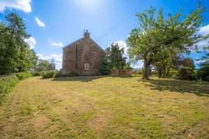 New Mills Cottage- click for photo gallery